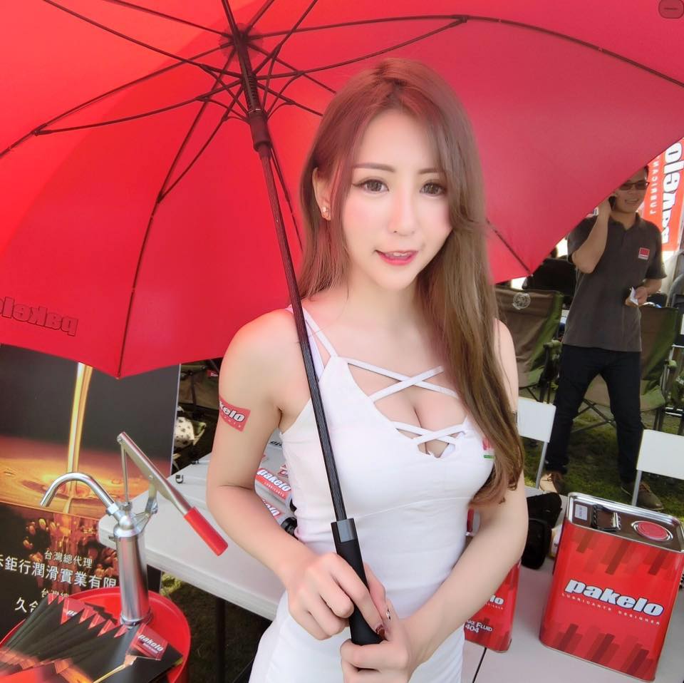 黎兒Model網- 一個連盲腸都有自介影片的Model網站